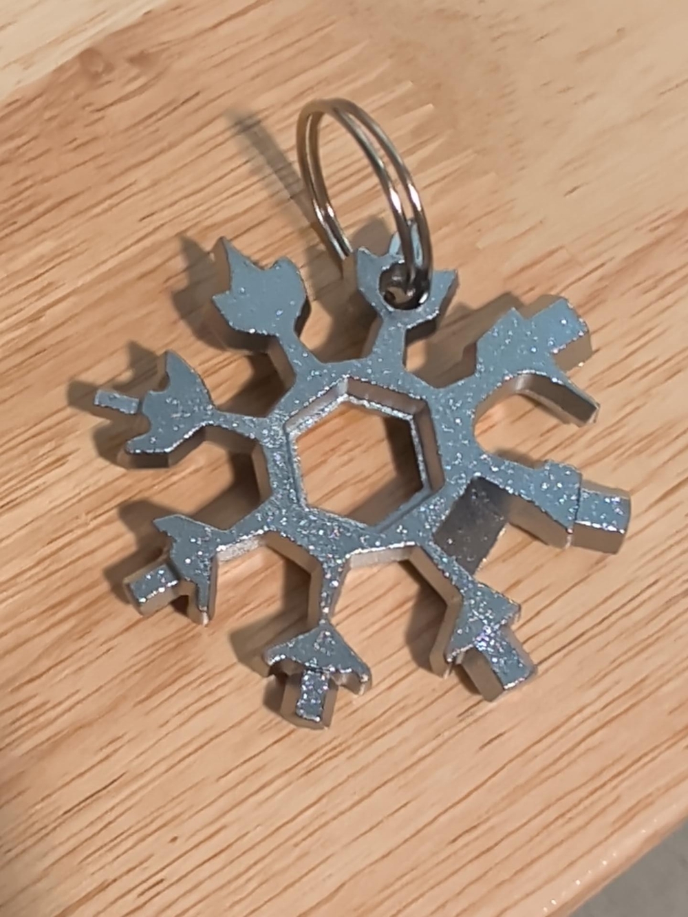 SSilver Snowflake Multi-Tool Keychain - Picture 2 of 2